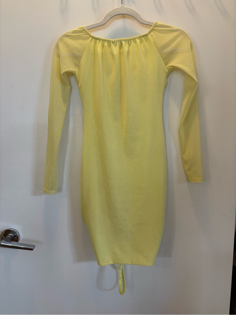 PrettyLittleThing Lemon Yellow Ruched Front Mini Dress - Picture 2 of 4